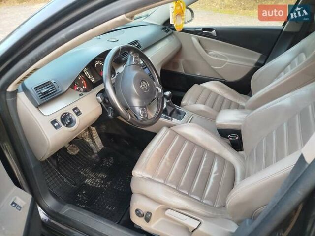 Коричневый Фольксваген Пассат, объемом двигателя 1.39 л и пробегом 273 тыс. км за 4800 $, фото 12 на Automoto.ua