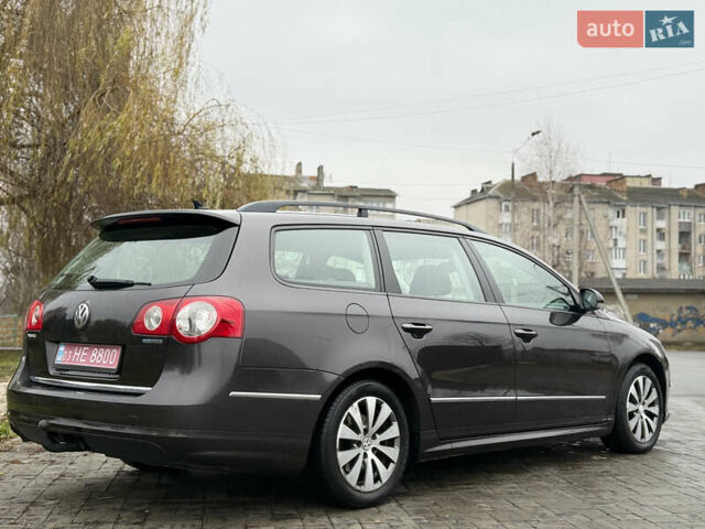 Коричневый Фольксваген Пассат, объемом двигателя 1.6 л и пробегом 277 тыс. км за 7350 $, фото 8 на Automoto.ua