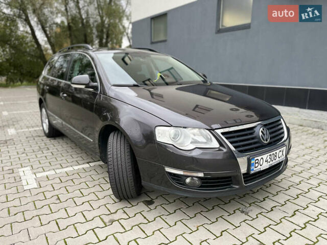 Коричневый Фольксваген Пассат, объемом двигателя 1.97 л и пробегом 302 тыс. км за 8500 $, фото 1 на Automoto.ua