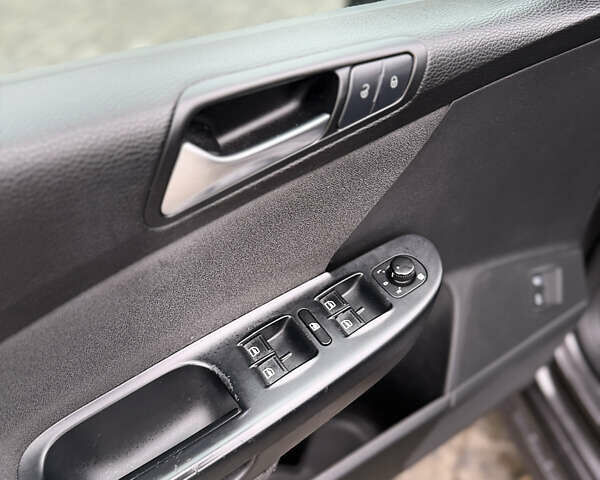 Коричневый Фольксваген Пассат, объемом двигателя 1.6 л и пробегом 277 тыс. км за 7350 $, фото 15 на Automoto.ua