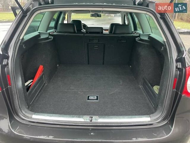 Коричневый Фольксваген Пассат, объемом двигателя 1.97 л и пробегом 157 тыс. км за 7250 $, фото 16 на Automoto.ua