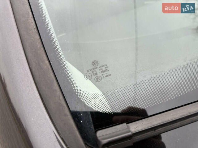 Коричневый Фольксваген Пассат, объемом двигателя 1.6 л и пробегом 277 тыс. км за 7350 $, фото 14 на Automoto.ua