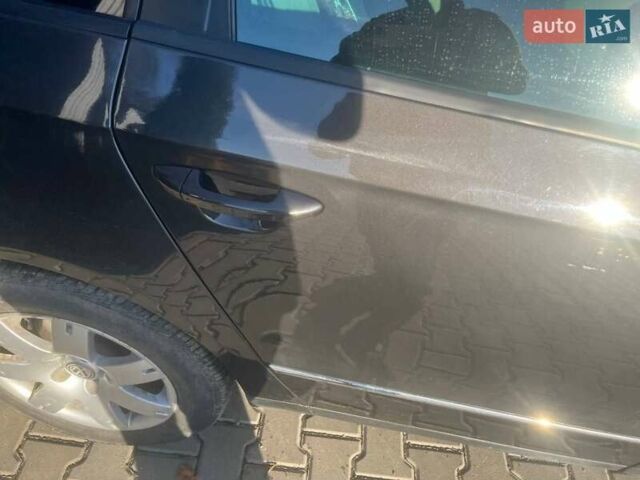 Коричневый Фольксваген Пассат, объемом двигателя 1.97 л и пробегом 375 тыс. км за 8200 $, фото 10 на Automoto.ua