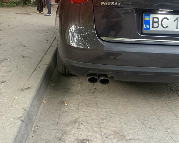 Коричневый Фольксваген Пассат, объемом двигателя 1.97 л и пробегом 298 тыс. км за 7000 $, фото 8 на Automoto.ua