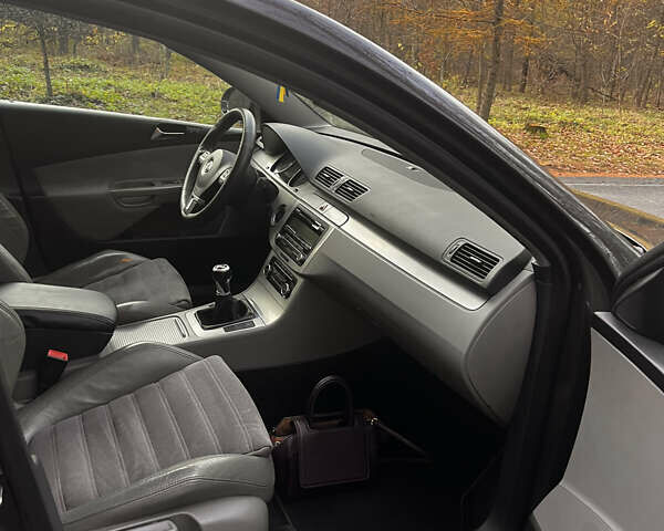 Коричневий Фольксваген Пассат, об'ємом двигуна 1.8 л та пробігом 229 тис. км за 6800 $, фото 33 на Automoto.ua