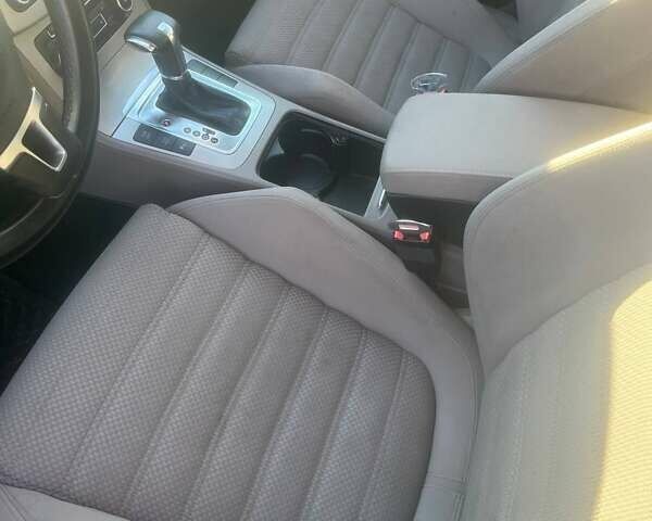 Коричневый Фольксваген Пассат, объемом двигателя 1.97 л и пробегом 375 тыс. км за 8200 $, фото 18 на Automoto.ua