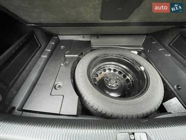 Коричневий Фольксваген Пассат, об'ємом двигуна 1.4 л та пробігом 225 тис. км за 6750 $, фото 22 на Automoto.ua