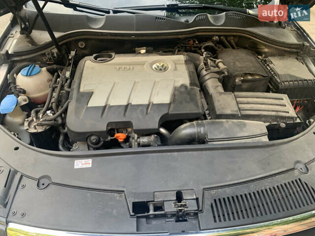 Коричневый Фольксваген Пассат, объемом двигателя 1.97 л и пробегом 298 тыс. км за 7000 $, фото 10 на Automoto.ua