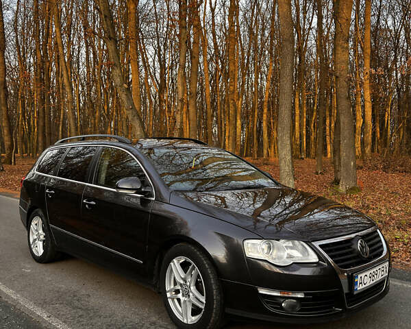 Коричневий Фольксваген Пассат, об'ємом двигуна 1.8 л та пробігом 229 тис. км за 6800 $, фото 8 на Automoto.ua