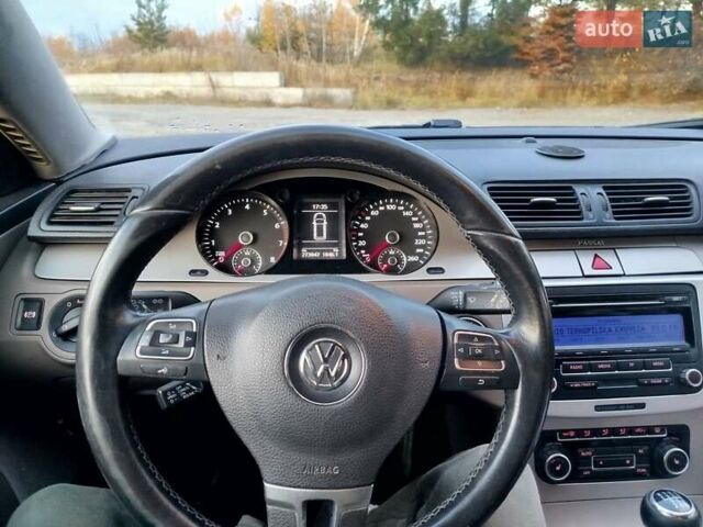 Коричневый Фольксваген Пассат, объемом двигателя 1.39 л и пробегом 273 тыс. км за 4800 $, фото 14 на Automoto.ua