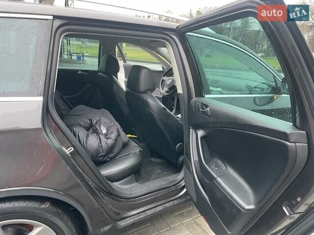 Коричневый Фольксваген Пассат, объемом двигателя 1.97 л и пробегом 157 тыс. км за 7250 $, фото 17 на Automoto.ua