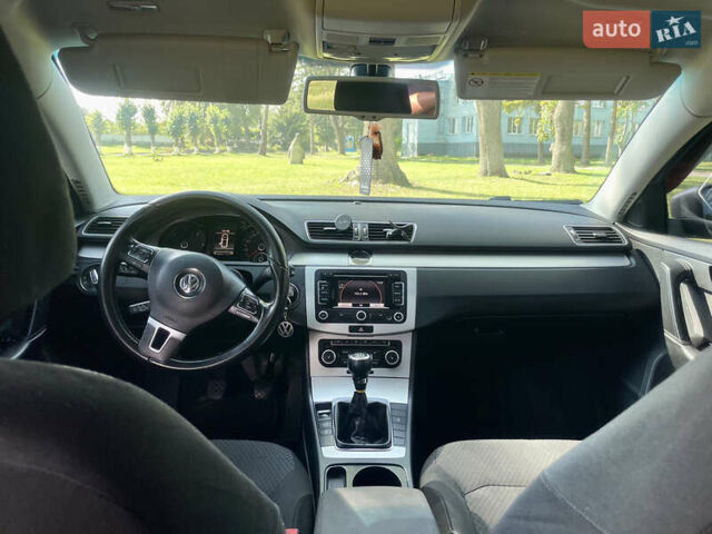 Коричневий Фольксваген Пассат, об'ємом двигуна 1.6 л та пробігом 268 тис. км за 7999 $, фото 16 на Automoto.ua