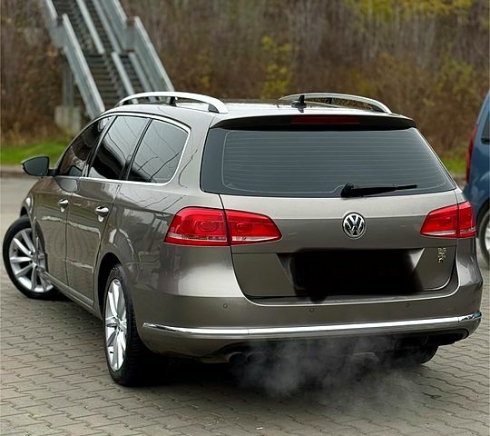 Коричневый Фольксваген Пассат, объемом двигателя 2 л и пробегом 290 тыс. км за 9000 $, фото 9 на Automoto.ua