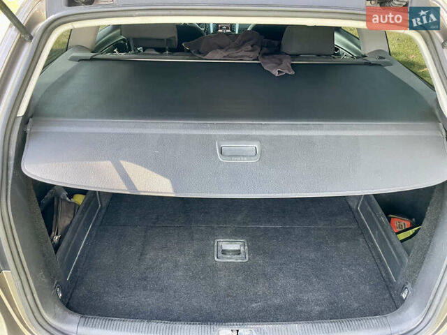 Коричневий Фольксваген Пассат, об'ємом двигуна 1.6 л та пробігом 268 тис. км за 7999 $, фото 24 на Automoto.ua