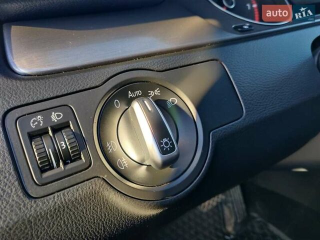 Коричневый Фольксваген Пассат, объемом двигателя 1.8 л и пробегом 251 тыс. км за 9200 $, фото 17 на Automoto.ua