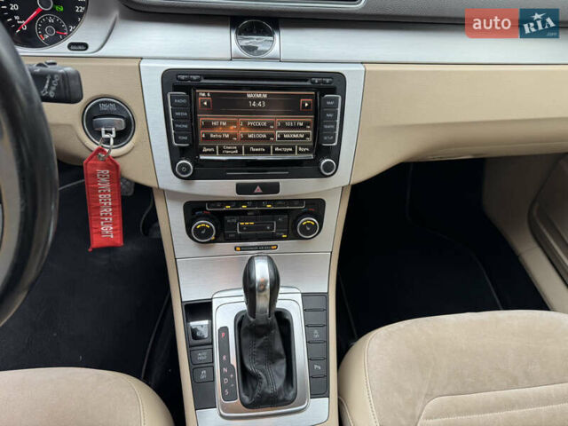 Коричневый Фольксваген Пассат, объемом двигателя 2 л и пробегом 290 тыс. км за 10500 $, фото 27 на Automoto.ua