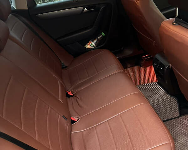 Коричневый Фольксваген Пассат, объемом двигателя 1.97 л и пробегом 297 тыс. км за 10400 $, фото 13 на Automoto.ua