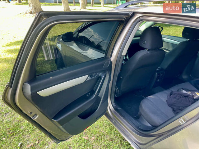 Коричневий Фольксваген Пассат, об'ємом двигуна 1.6 л та пробігом 268 тис. км за 7999 $, фото 22 на Automoto.ua