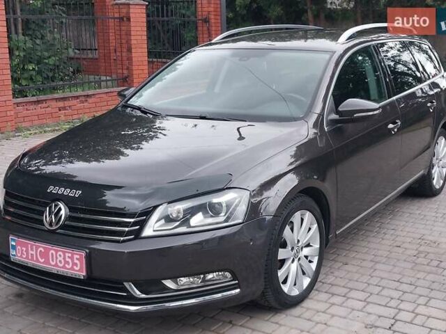 Коричневый Фольксваген Пассат, объемом двигателя 0 л и пробегом 235 тыс. км за 11700 $, фото 7 на Automoto.ua