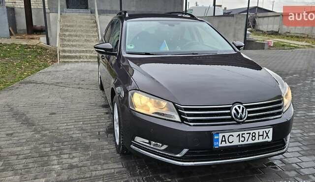 Коричневый Фольксваген Пассат, объемом двигателя 1.39 л и пробегом 230 тыс. км за 9800 $, фото 5 на Automoto.ua