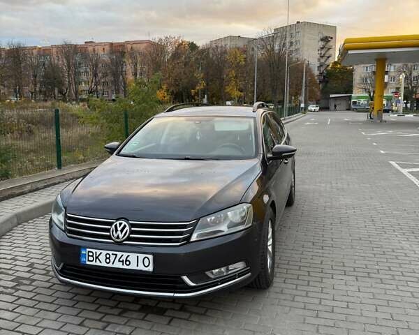 Коричневий Фольксваген Пассат, об'ємом двигуна 1.6 л та пробігом 278 тис. км за 8500 $, фото 7 на Automoto.ua