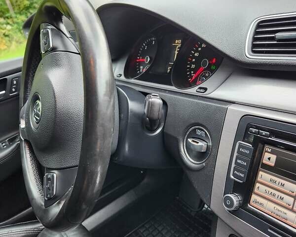 Коричневый Фольксваген Пассат, объемом двигателя 2 л и пробегом 238 тыс. км за 10800 $, фото 53 на Automoto.ua