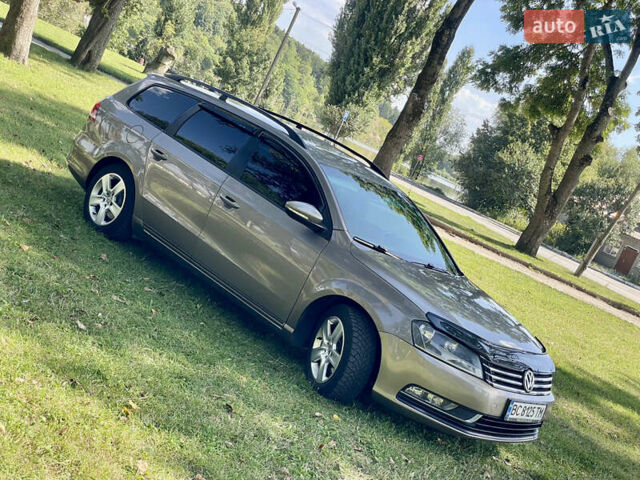 Коричневий Фольксваген Пассат, об'ємом двигуна 1.6 л та пробігом 268 тис. км за 7999 $, фото 1 на Automoto.ua