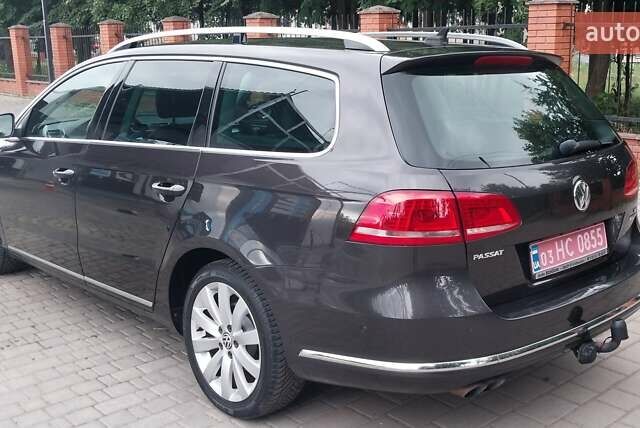 Коричневый Фольксваген Пассат, объемом двигателя 0 л и пробегом 235 тыс. км за 11700 $, фото 5 на Automoto.ua