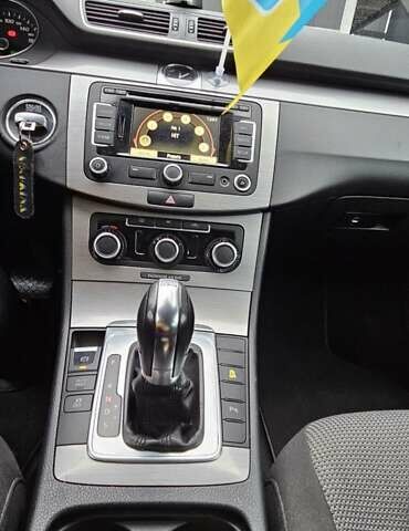 Коричневый Фольксваген Пассат, объемом двигателя 1.39 л и пробегом 230 тыс. км за 9800 $, фото 36 на Automoto.ua