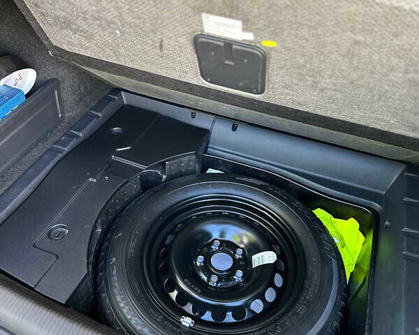 Коричневый Фольксваген Пассат, объемом двигателя 1.97 л и пробегом 337 тыс. км за 12300 $, фото 20 на Automoto.ua