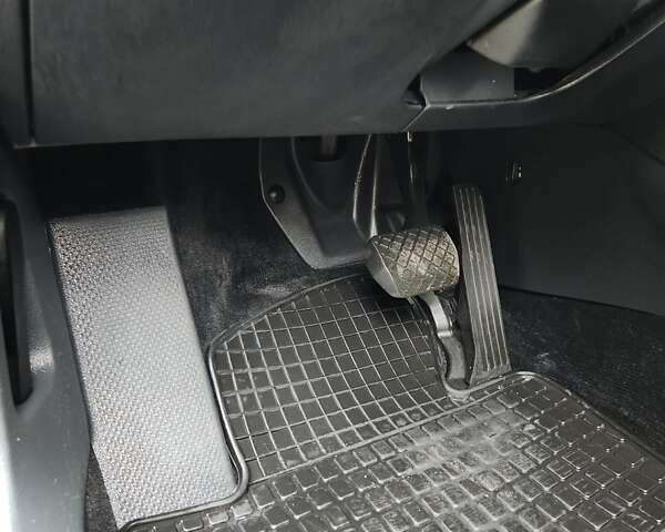 Коричневый Фольксваген Пассат, объемом двигателя 2 л и пробегом 238 тыс. км за 10800 $, фото 82 на Automoto.ua