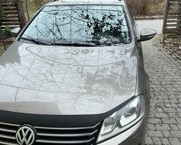 Коричневый Фольксваген Пассат, объемом двигателя 1.97 л и пробегом 297 тыс. км за 10400 $, фото 2 на Automoto.ua