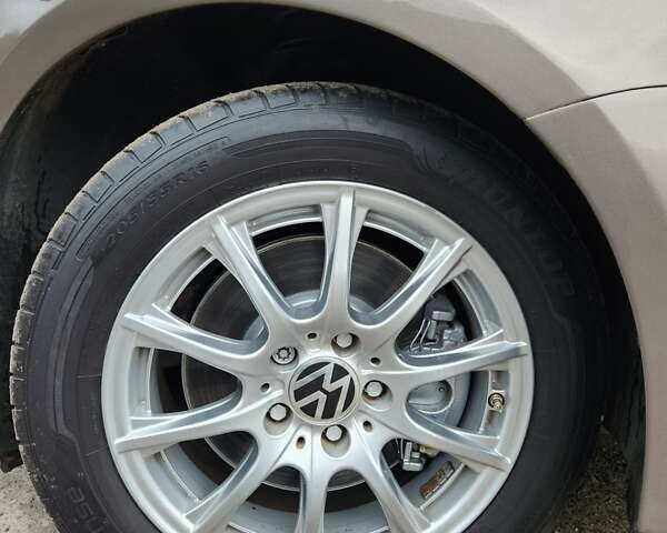 Коричневый Фольксваген Пассат, объемом двигателя 2 л и пробегом 238 тыс. км за 10800 $, фото 36 на Automoto.ua