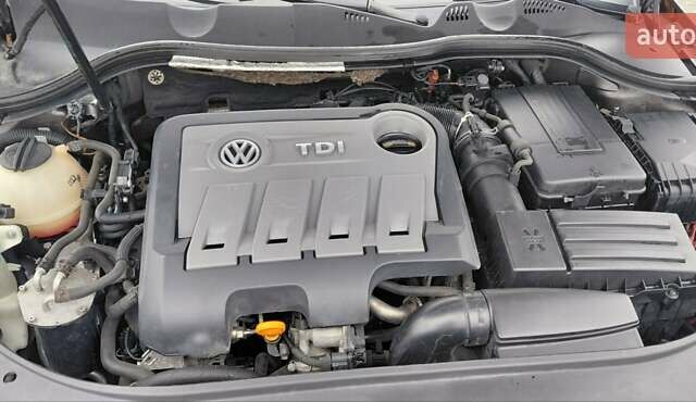 Коричневый Фольксваген Пассат, объемом двигателя 1.97 л и пробегом 243 тыс. км за 10999 $, фото 17 на Automoto.ua