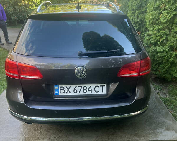 Коричневий Фольксваген Пассат, об'ємом двигуна 1.6 л та пробігом 271 тис. км за 9800 $, фото 4 на Automoto.ua