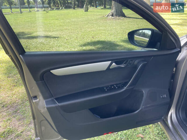 Коричневий Фольксваген Пассат, об'ємом двигуна 1.6 л та пробігом 268 тис. км за 7999 $, фото 20 на Automoto.ua