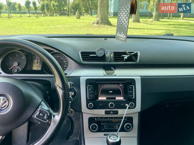 Коричневий Фольксваген Пассат, об'ємом двигуна 1.6 л та пробігом 268 тис. км за 7999 $, фото 17 на Automoto.ua