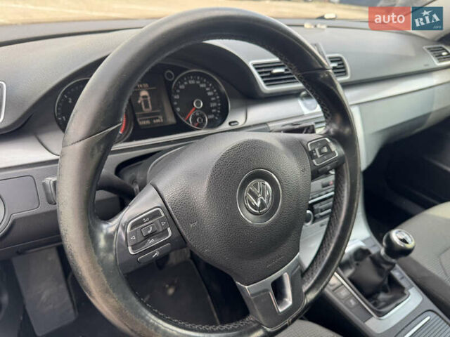 Коричневый Фольксваген Пассат, объемом двигателя 1.6 л и пробегом 238 тыс. км за 8500 $, фото 16 на Automoto.ua