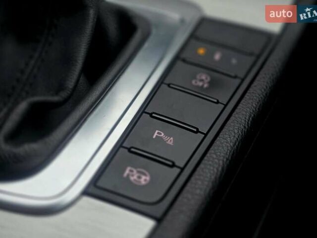 Коричневый Фольксваген Пассат, объемом двигателя 2 л и пробегом 216 тыс. км за 12200 $, фото 30 на Automoto.ua