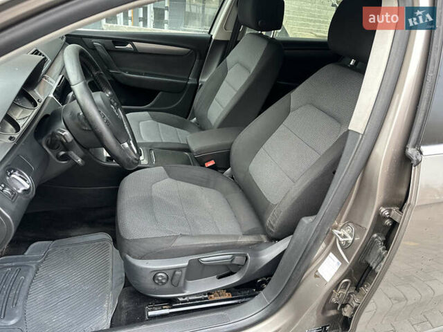 Коричневий Фольксваген Пассат, об'ємом двигуна 1.4 л та пробігом 250 тис. км за 4999 $, фото 21 на Automoto.ua