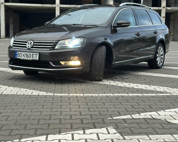 Коричневый Фольксваген Пассат, объемом двигателя 1.97 л и пробегом 298 тыс. км за 9800 $, фото 1 на Automoto.ua