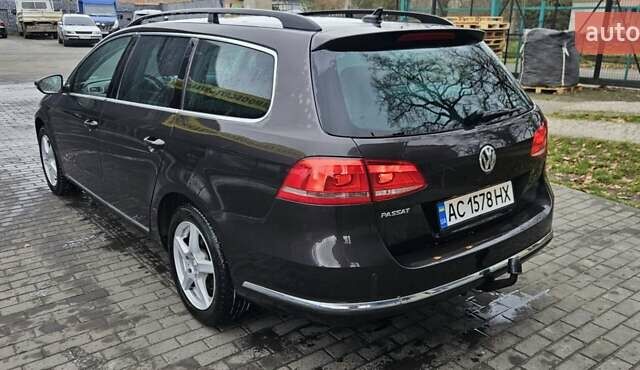 Коричневый Фольксваген Пассат, объемом двигателя 1.39 л и пробегом 230 тыс. км за 9800 $, фото 10 на Automoto.ua