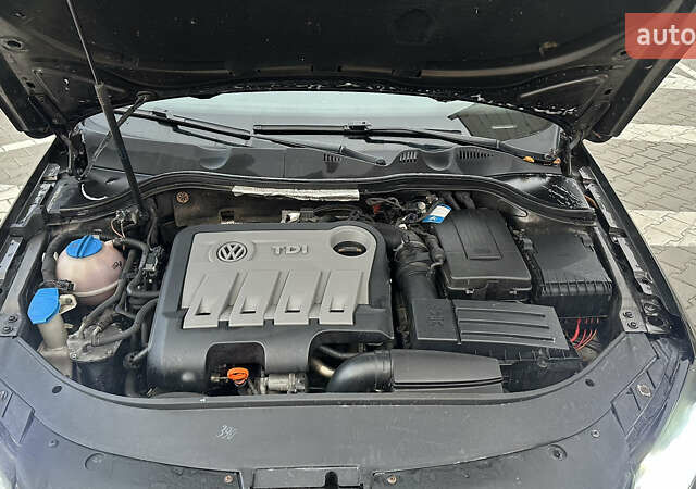 Коричневый Фольксваген Пассат, объемом двигателя 1.97 л и пробегом 298 тыс. км за 9800 $, фото 9 на Automoto.ua