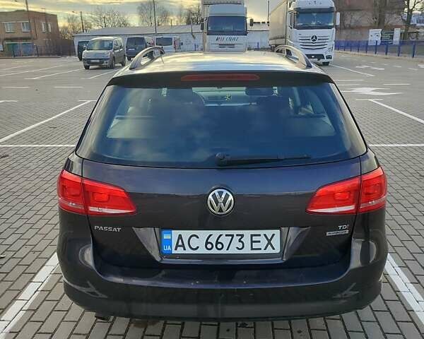 Коричневий Фольксваген Пассат, об'ємом двигуна 1.6 л та пробігом 245 тис. км за 9500 $, фото 9 на Automoto.ua