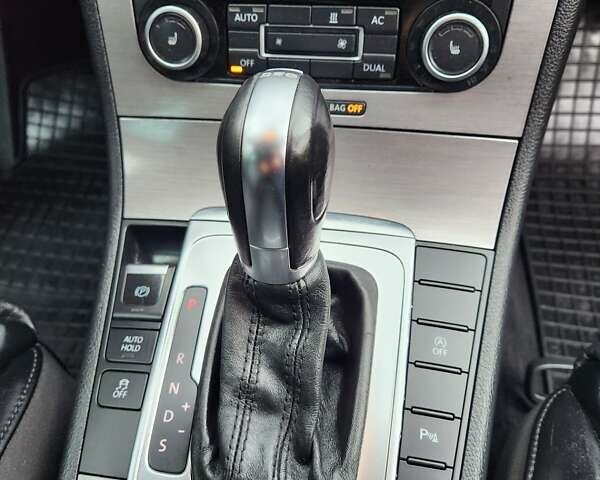 Коричневый Фольксваген Пассат, объемом двигателя 2 л и пробегом 238 тыс. км за 10800 $, фото 51 на Automoto.ua