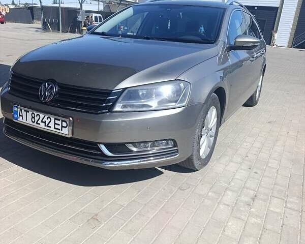 Коричневий Фольксваген Пассат, об'ємом двигуна 1.6 л та пробігом 242 тис. км за 10500 $, фото 2 на Automoto.ua