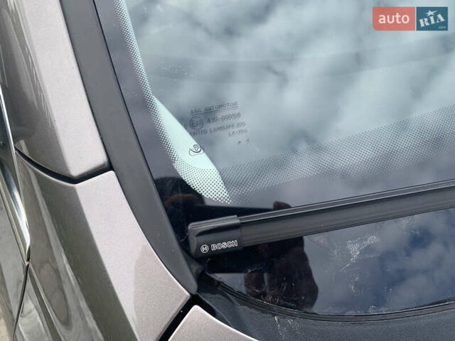 Коричневый Фольксваген Пассат, объемом двигателя 2 л и пробегом 330 тыс. км за 11000 $, фото 14 на Automoto.ua