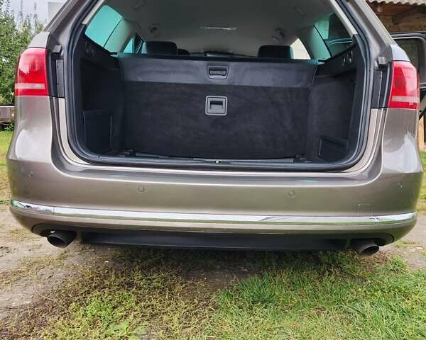 Коричневый Фольксваген Пассат, объемом двигателя 2 л и пробегом 238 тыс. км за 10800 $, фото 20 на Automoto.ua