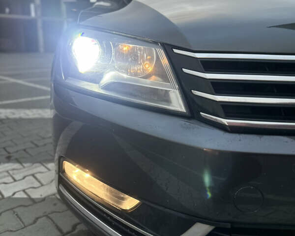 Коричневый Фольксваген Пассат, объемом двигателя 1.97 л и пробегом 298 тыс. км за 9800 $, фото 3 на Automoto.ua