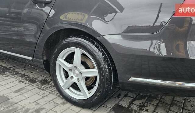 Коричневый Фольксваген Пассат, объемом двигателя 1.39 л и пробегом 230 тыс. км за 9800 $, фото 11 на Automoto.ua